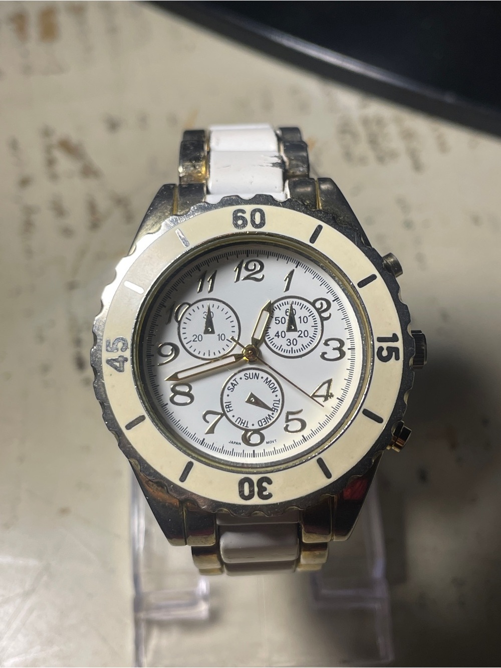 Women’s White and Silver Chronograph-Style Watch
